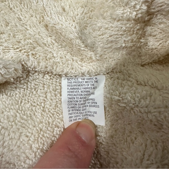 Vtg LL Bean Made in USA Mens Cream Terry Bathrobe Sz L Belt 100% Cotton Pockets - Picture 13 of 13